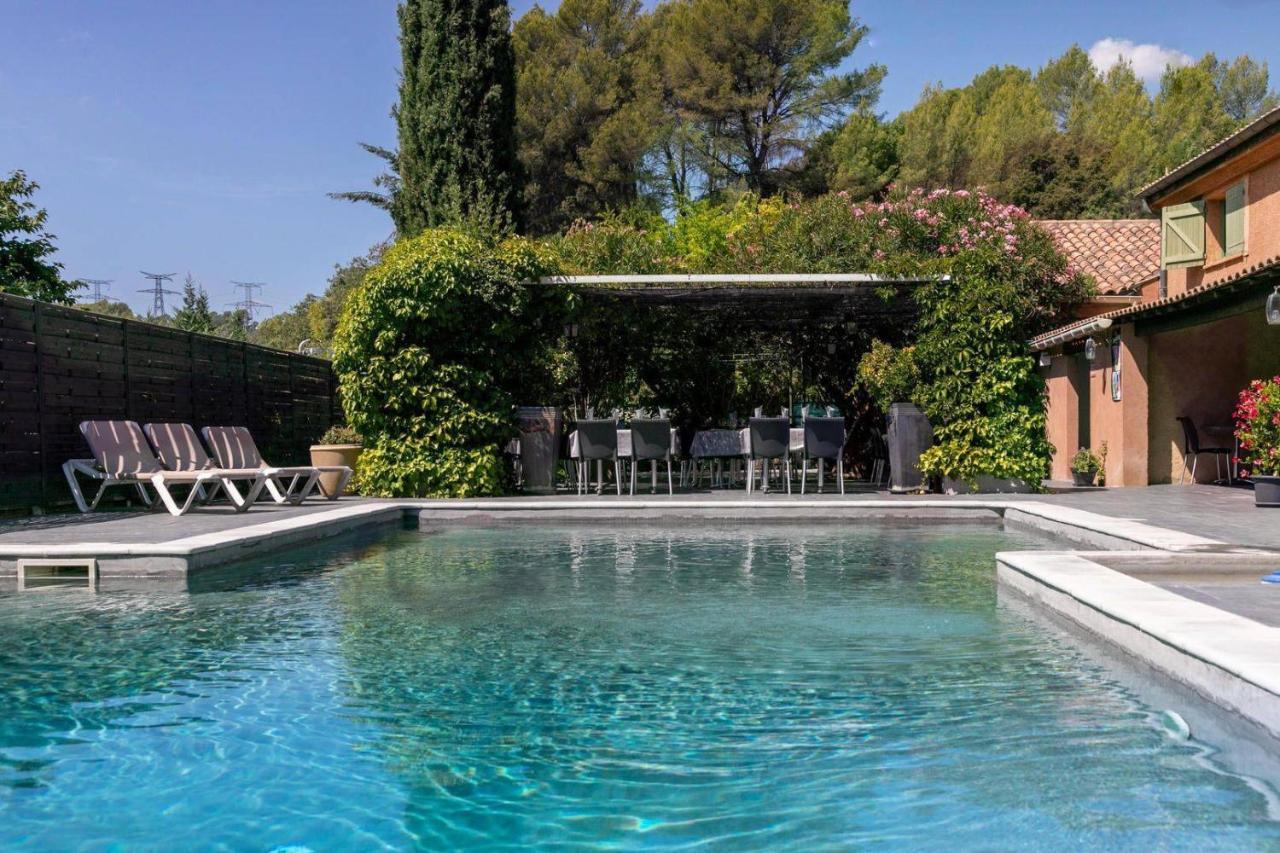 Hotel Au Relais De Trans Draguignan Exterior photo