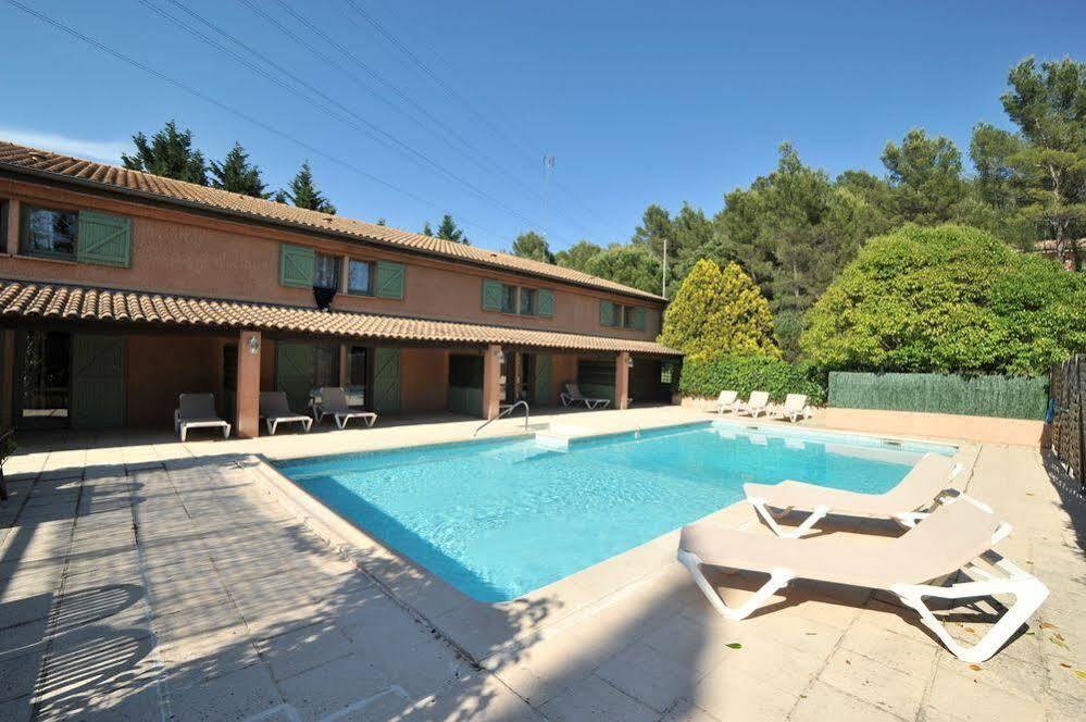 Hotel Au Relais De Trans Draguignan Exterior photo